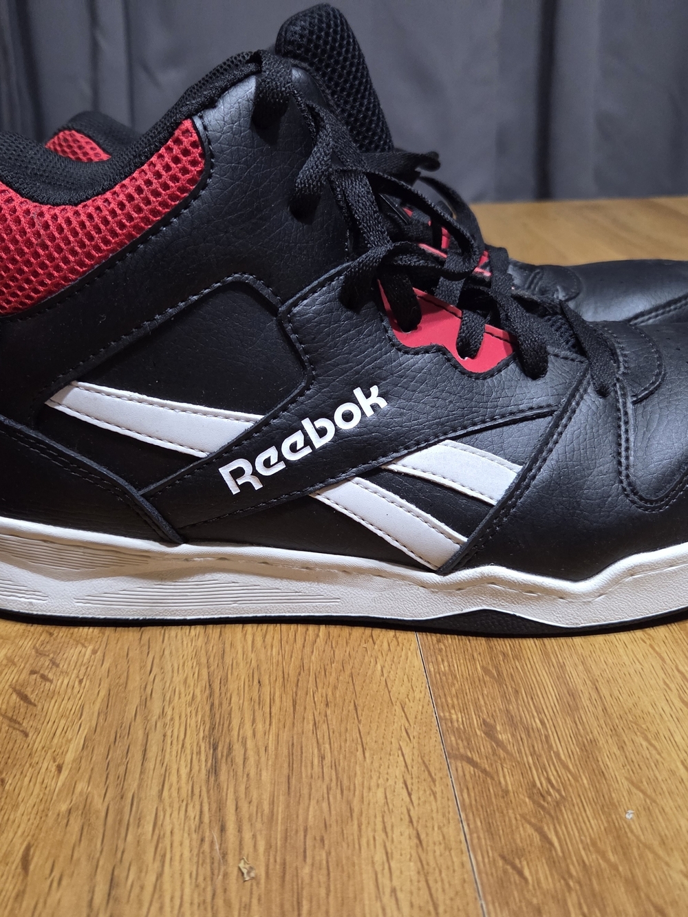 Reebok High-Top Safety Shoes